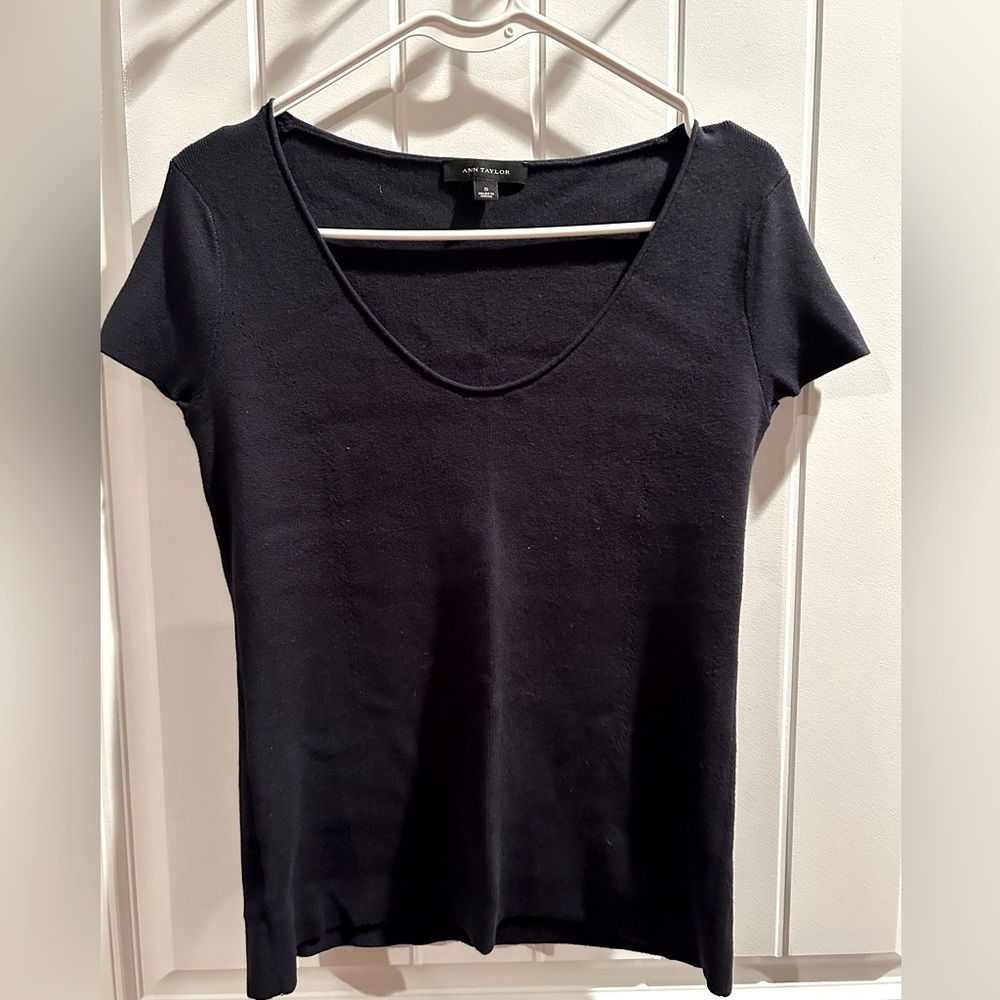 Sweater tee with v neck